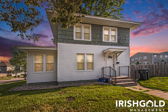 Front - 813 E Sorin St - Fully Furnished! House