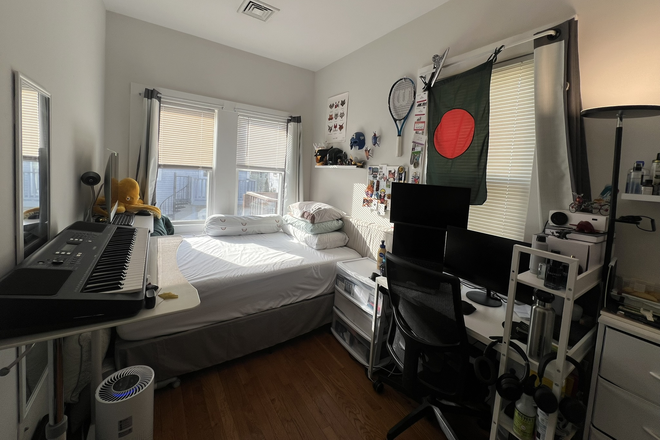 Bedroom - Lease Takeover | 1 Bedroom in 3B/1.5B House right at Central Square - 15 min walk to MIT and Harvard