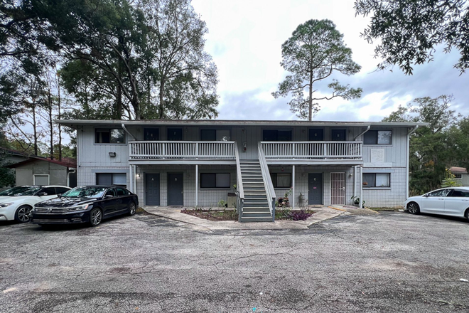  - 2252 - Holly Heights