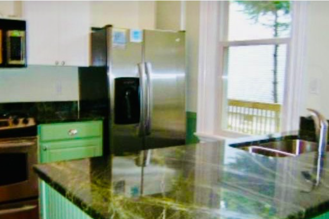 Kitchen - Huge 8 Bed 3 Bathroom Option!