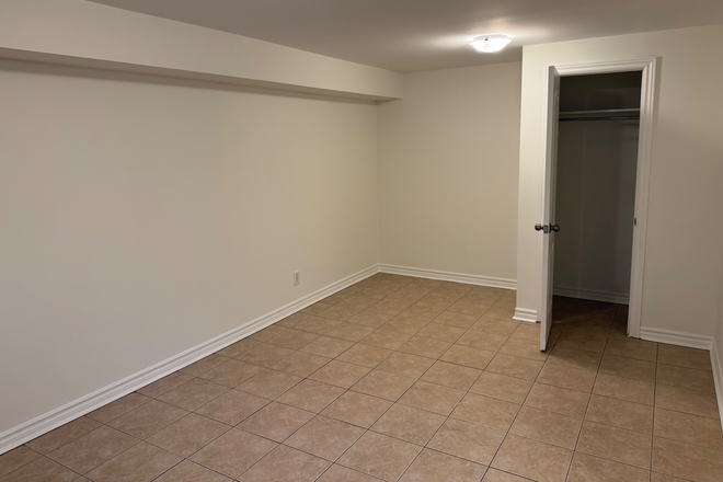 Large room. - Spacious bright basement  bachelor apartment