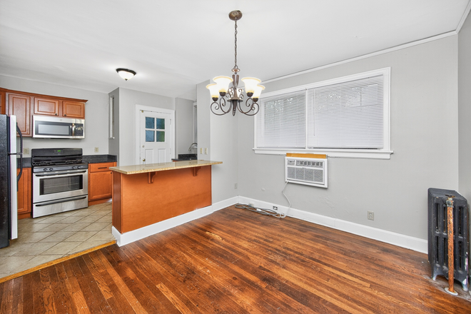 Interior - 331 Bryant Ave Apartments