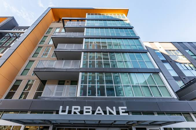 Front building - 1 Bedroom Lease Takeover - Across from Campus