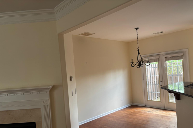 Living/ Dinning - Townhome