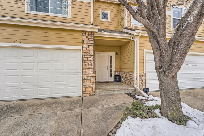 Exterior entry - The Ridge at Superior Townhome