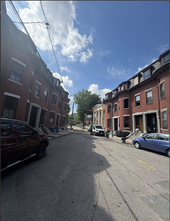 Outside Neighborhood - Sunny 2 bed/2 bath Close to Campus for Lease Renewal