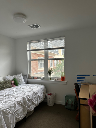 Bedroom - South Campus Commons 3