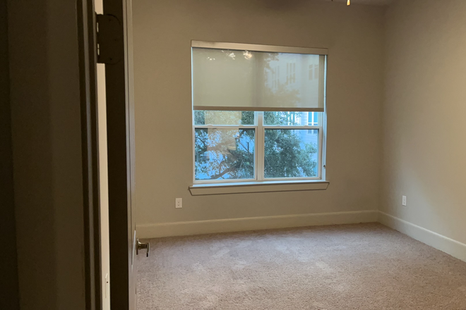 Bedroom - Sublease: 1B1B in 2B2B, District at Greenbriar Apartment