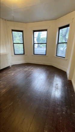 Bedroom 2: second biggest - Washington Sq Apartments