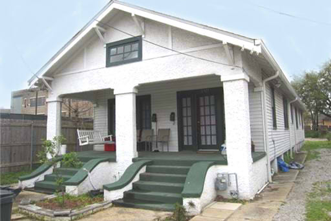 House front - 6321 S Peiur Street House