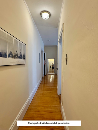 1 - NO FEE - Spacious Harvard Square 1Bed with H/HW, laundry in-building
