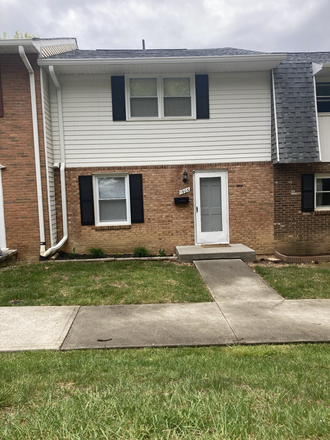 Street View - 1906 Sussex Rd Carriage Hill Townhome