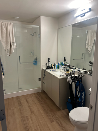 Bathroom (for each bedroom) - HUB Knoxville Apartments