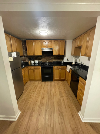 Call NOW for showings! 617-236-8600 - ENDICOTT ST - RENOVATED NORTH END TRUE 2BR W/ LIVING RM, LNDRY IN BLDNG, REAR PATIO AVAIL *9/1/2026* Apartments