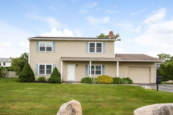 Exterior - 24 Melville Lane, Narragansett