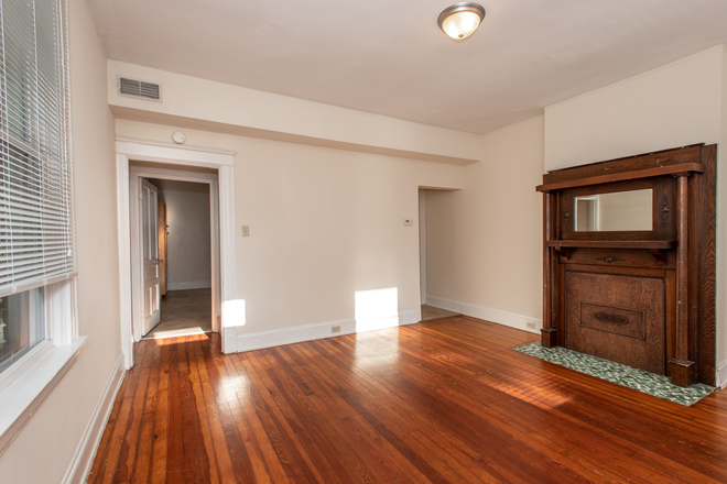 Living Space - 2709 Glendora Ave House