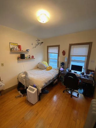 Bedroom - Amazing Summer 2026 Sublet $850 - Right next to Tufts