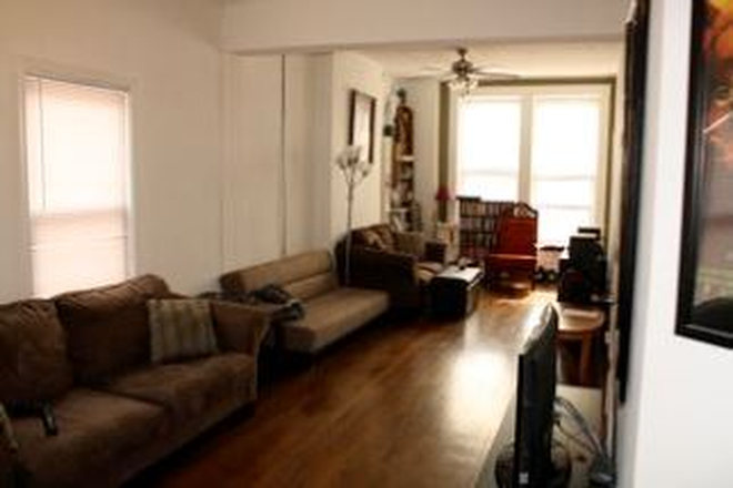 Former "Great" room - WALK to Medical West campus only 04. HUGE! Quiet, charming, storage. Apartments