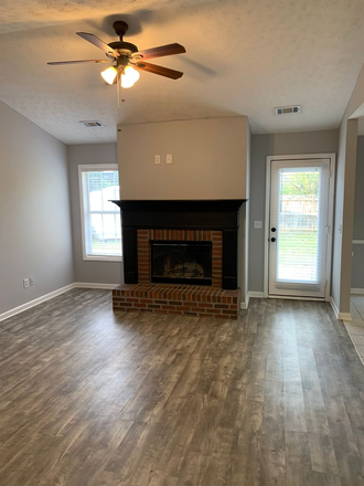 Photo - 2155 Herndon House