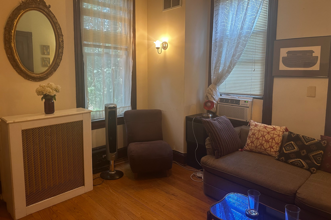 From entrance, showing windows, AC, lounge chair - Lovely Brookland Victorian, Private Room, Close to Metro, Bus, Bike Share House