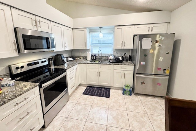 Kitchen - 3 Private Bedrooms for Rent, Single Family Female House, 6 mins from campus