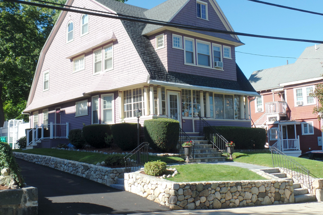 Exterior House - July-Aug - Tufts Furnished 1-Bed Apt w/All included