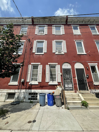 Exterior - $1,500- 3 Lrg Beds & 1.5 Baths - House Rental - W/D - Dishwasher - Backyard - Avail Aug 1st, 2026