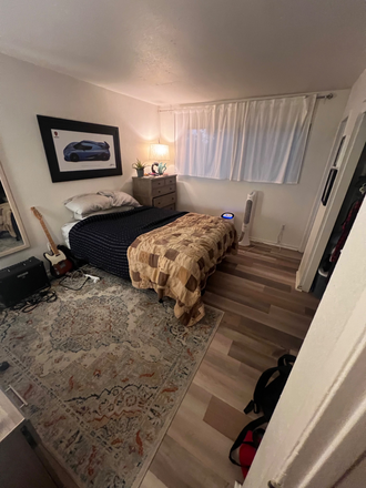 Bedroom - HUGE 3 BED 2 FULL BATH AVAIL JUNE 1 2026 WALK TO CHAPMAN, DODGE ORANGE CIRCLE Triplex