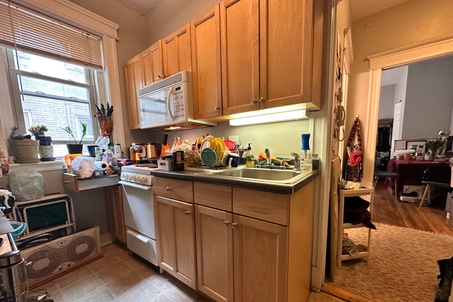 kitchen - Cute Brighton studio for 9/1 - NO FEE! Apartments