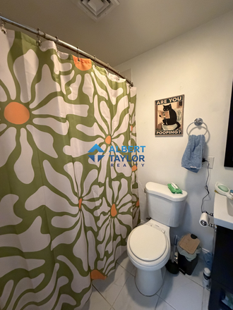 Bathroom - 2 FLOORS! 3Bed/2Bath w/ LAUNDRY IN UNIT! Apartments