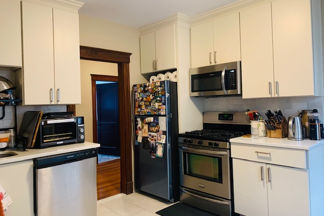 1 - SEPT 2026 | Beautiful Allston 2 Bed, 1 Bath + Office | Updated Kitchen | 2 Parking Spots Included Apartments