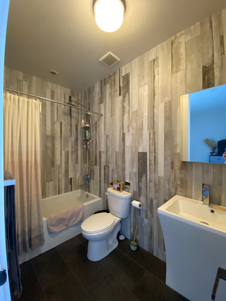 Bathroom - One or two rooms available (both with access to balcony) in shared two-floor apartment