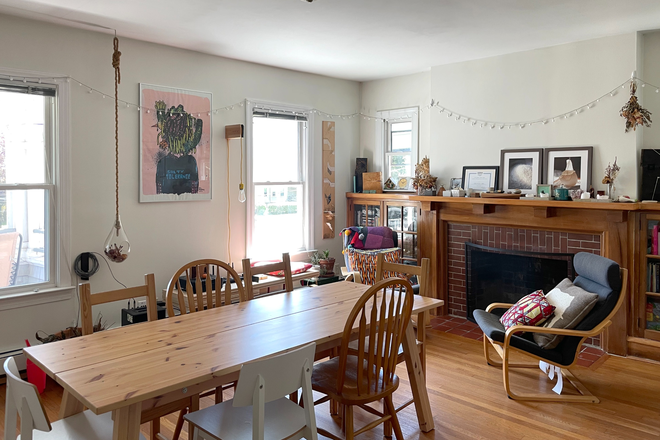 Living Room - 2 Bedroom Apartment in the West End, Hartford - Near West Hartford line; $1500/mo.