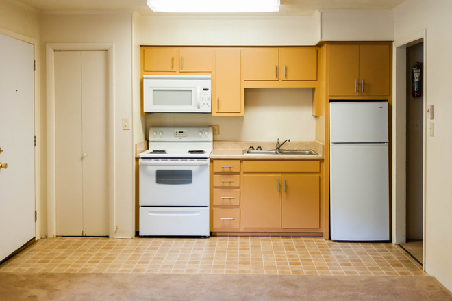 Kitchen - Meadowview Apts 1-8 — Holton Mountain Rentals