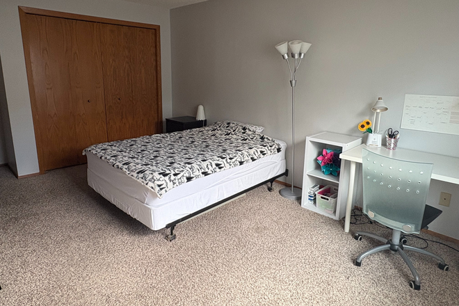 Bedroom - Gold Run Condominiums
