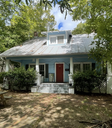 Front of house - House for Rent - UNC Prime Location (Franklin, La Rez, Pantana Bob’s)