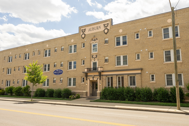 2301 Auburn Exterior - 2301 Auburn Apartments