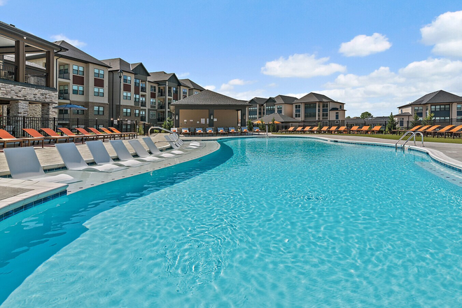 19Nineteen Promenade - 19Nineteen Promenade Apartments