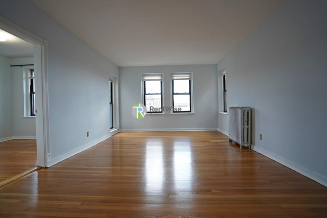 1 - SEPT 2026-Amazing Allston 2 bed with Parking! H/Hw  inc.No Broker Fee Apartments