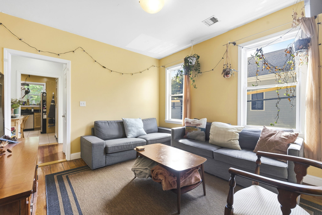 Living Room - 84 Line Street #2 Somerville, MA 02143 Apartments