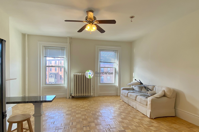 1 - JULY 2026-Gorgeous Beacon Hill Studio, H/HW inc, Cat ok. No Fee! Apartments