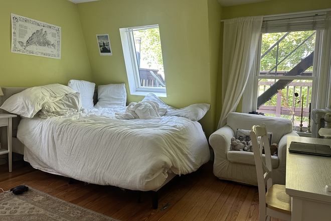 Bedroom - Capen St House, 1 min walk to Campus