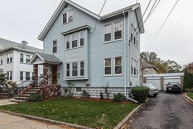 street view - 3 bed, 2 bth, off-street parking, backyard -- 11 min walk to Alewife Red Line Duplex