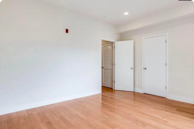 room - Spacious 4B/2B apartment close to Upenn/Drexel