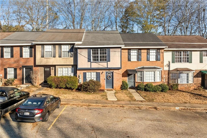 Photo - 1096 Chinook Street Townhome