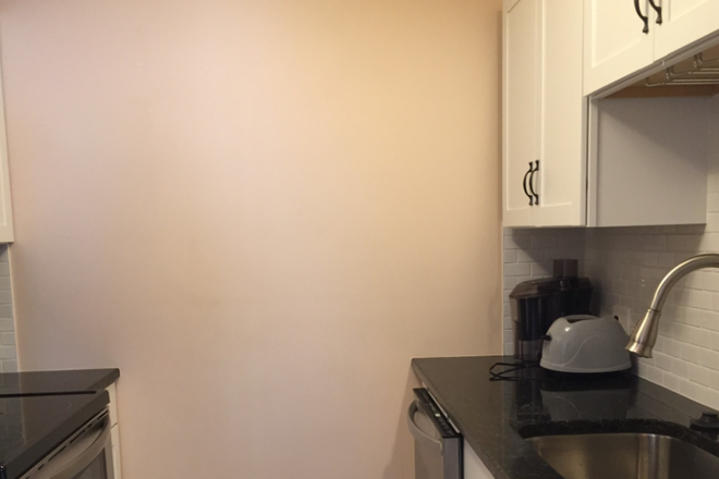 ... - MODERN 3 BED W/PARKING FOR RENT AND IN-UNIT LAUNDRY Condo