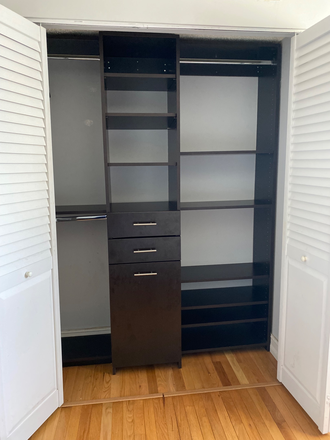 Closet - Rent furnished room in sunshine house clean and tidy. Close 2 Campus! Fullbrighters Welcome!