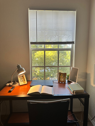 Bedroom - Rent $915, bedroom+bathroom in a 4x4