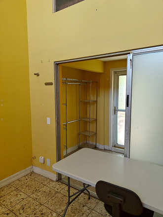 Main room 1 - Room in private home, private bathroom, guest area, private entrance, shared laundry/kitchen
