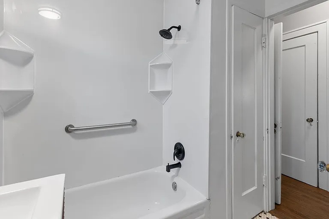 bathroom - cutie clean beautiful safe cozy apartment right next to campus!
